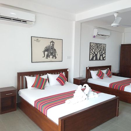 White Rose Safari Home Stay Udawalawe Zewnętrze zdjęcie