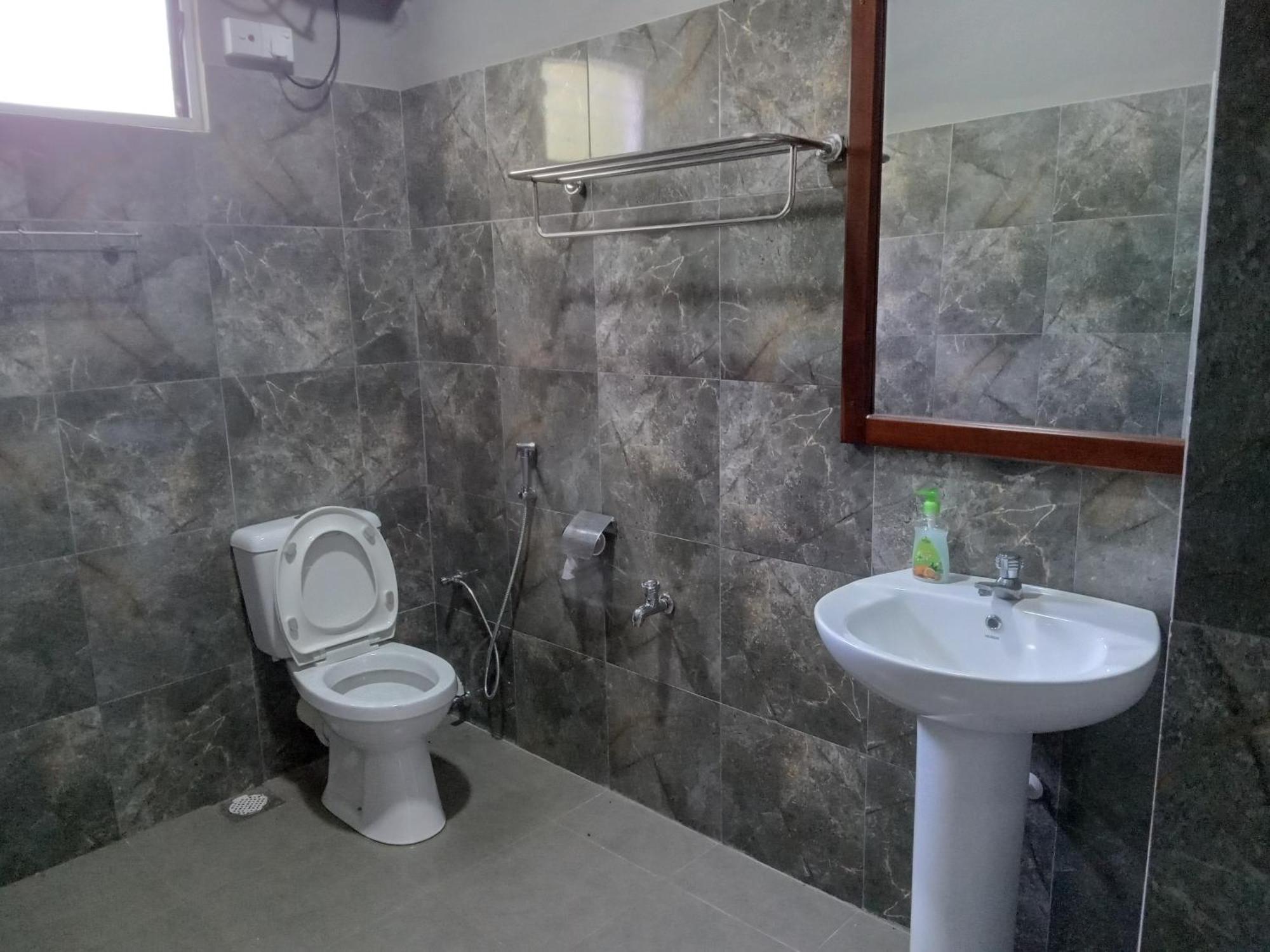 White Rose Safari Home Stay Udawalawe Zewnętrze zdjęcie